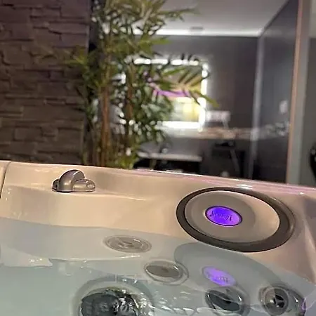 O Venus Hotel